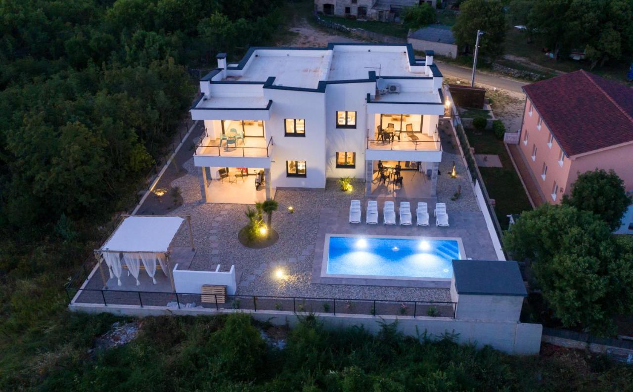 Apartments Residence Romance Pinezići Eksteriør billede