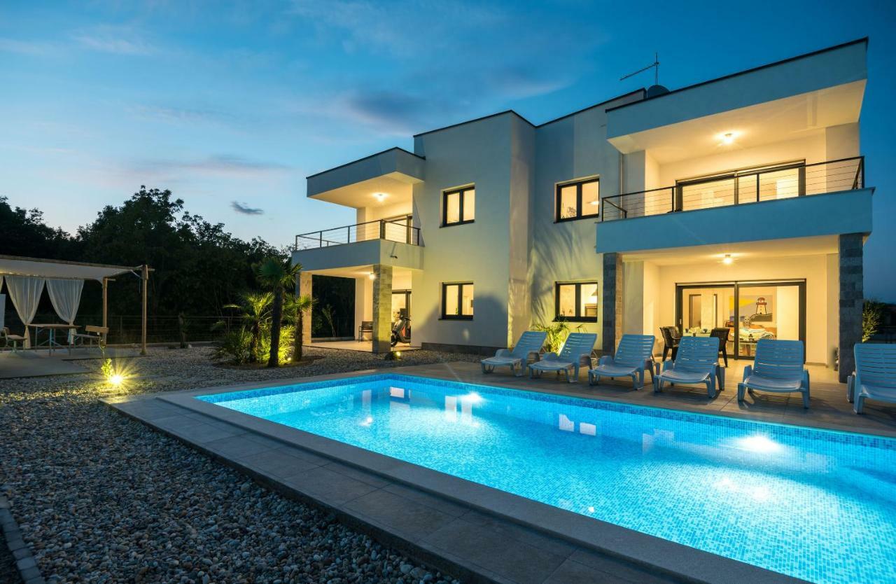 Apartments Residence Romance Pinezići Eksteriør billede
